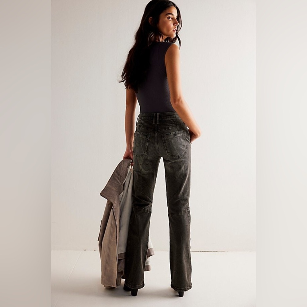 56. NWT Free People Vector Moto Flare Jeans - Picture 2 of 6